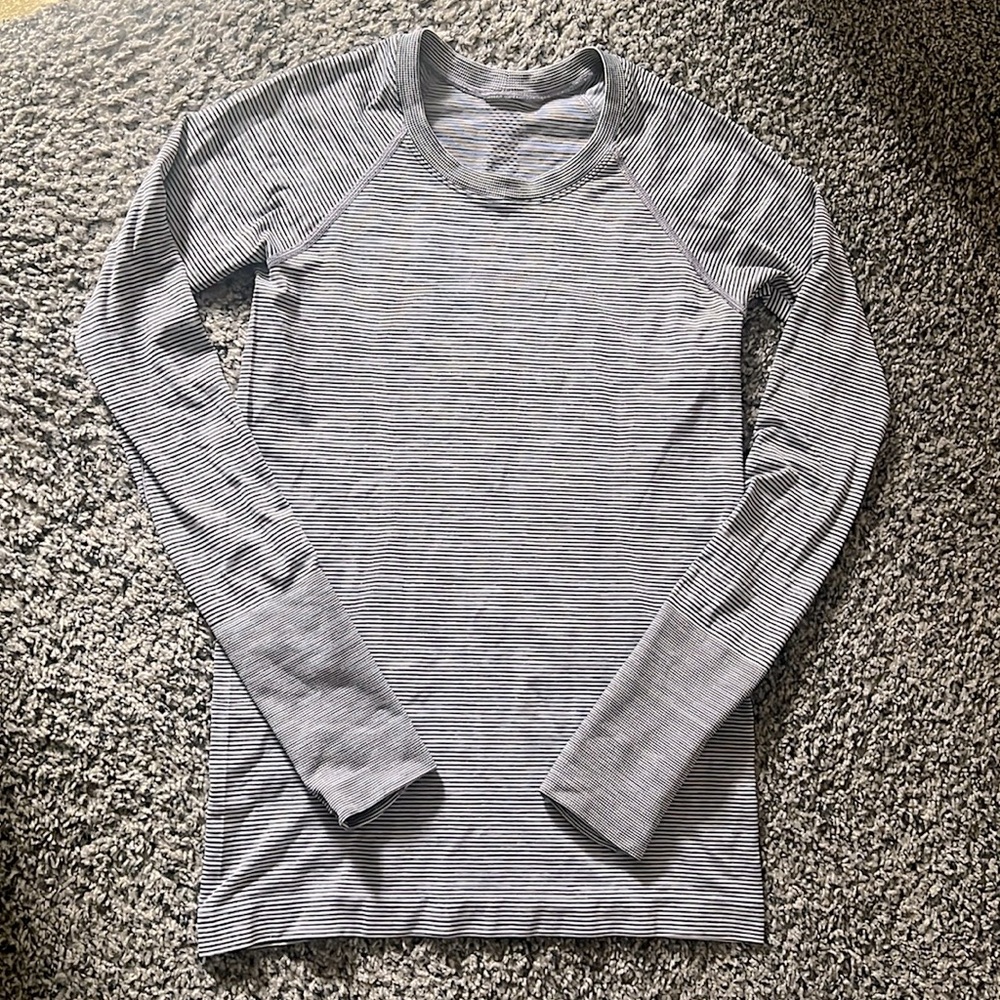 Lululemon Swiftly Long Sleeve Gray Stripe Heathered